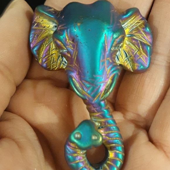 New Rainbow Titanium Elephant Head Pendant. - Picture 4 of 8